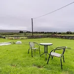 Lägenhet Newly Refurbished Bespoke Self-catering *