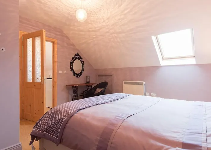 Newly Refurbished Bespoke Self-catering Апартаменты *