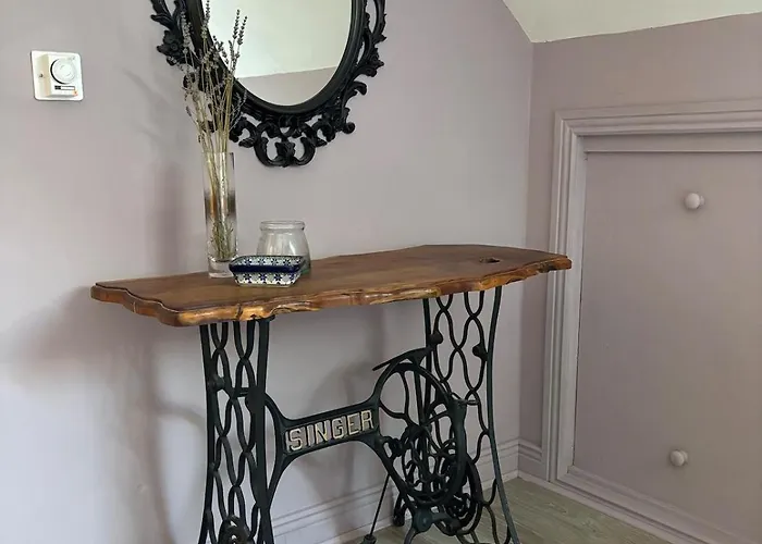 Newly Refurbished Bespoke Self-catering